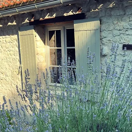 ベッド・アンド・ブレックファスト A L'ombre Du Tilleul