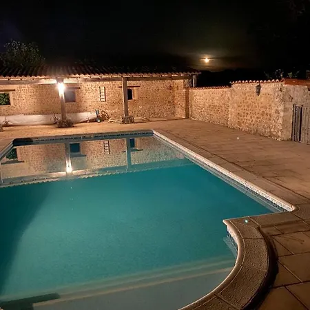 A L'ombre Du Tilleul Frühstückspension 4*