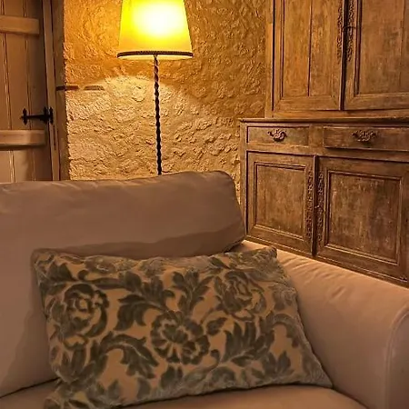 A L'ombre Du Tilleul
