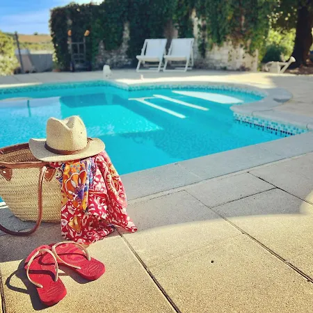 A L'ombre Du Tilleul 4*