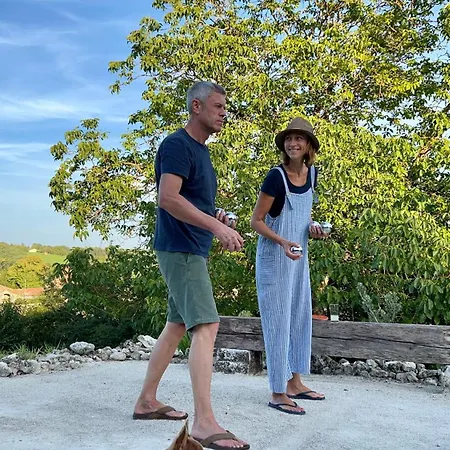 A L'ombre Du Tilleul ベッド・アンド・ブレックファスト 4*