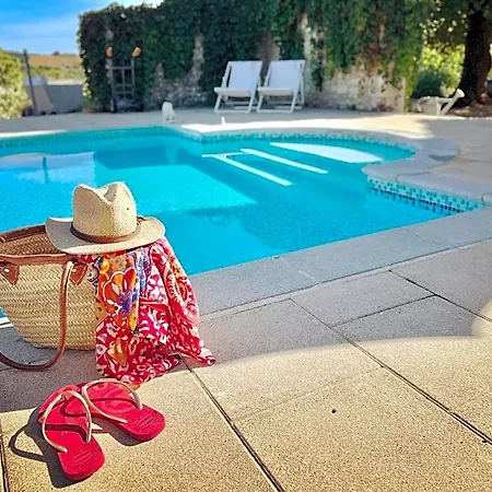 A L'ombre Du Tilleul Bed & Breakfast