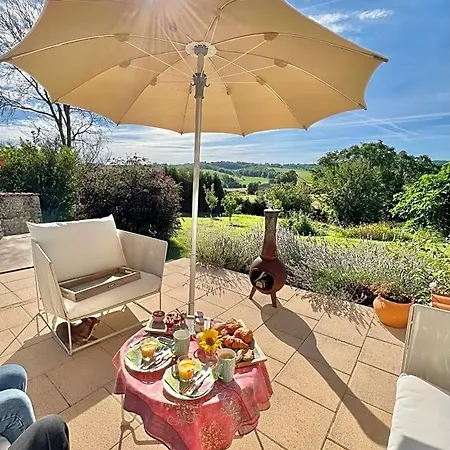 A L'ombre Du Tilleul Bed & Breakfast