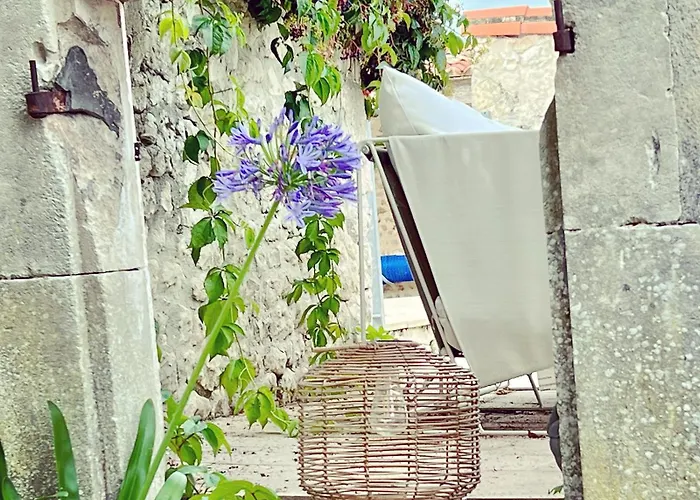 A L'ombre Du Tilleul 4*